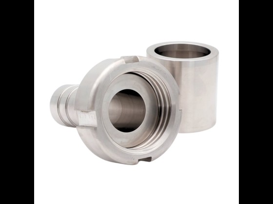 Alfotech's DS-överfallsmutter är gjord av högkvalitativt rostfritt stål. Stöder anslutningar mellan 25,0 mm. och upp till 102,0 mm. Beställ via vår webshop.